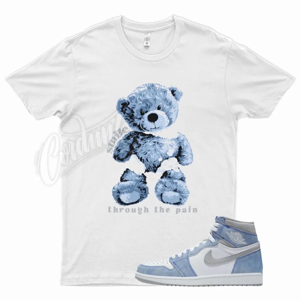 Men’s small “Smile through the pain” tshirt